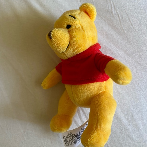 Mini Winnie-the-Pooh from Disney - Picture 3 of 3